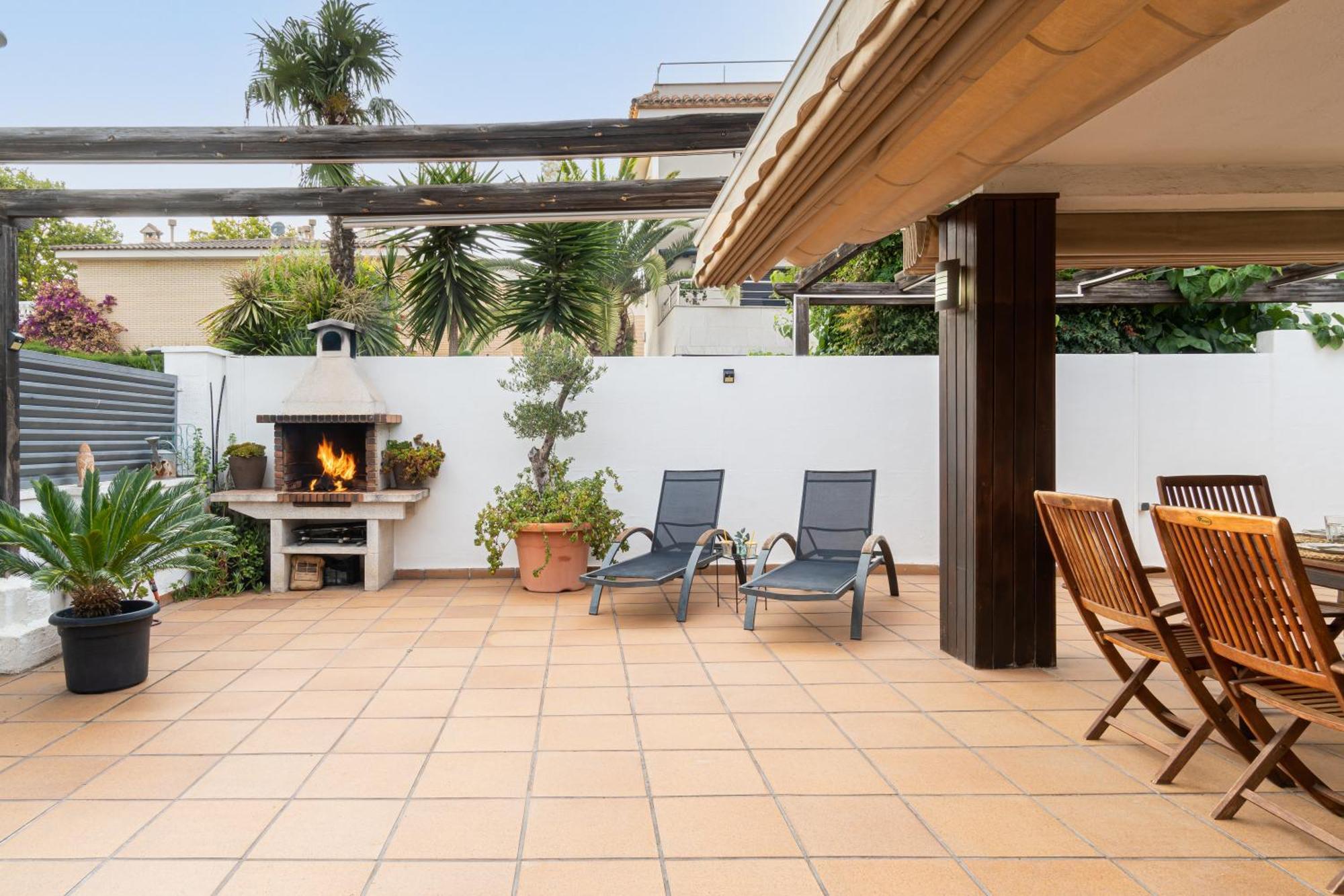 "Charm & Cozy 4Br - 3Ba With Pool & Barbecue" Βίλα Cambrils Εξωτερικό φωτογραφία